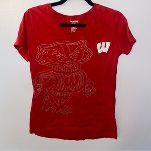 NCAA Wisconsin Badgers Bucky Red Short Sleeve Pro Edge V Neck T-Shirt Sz Medium